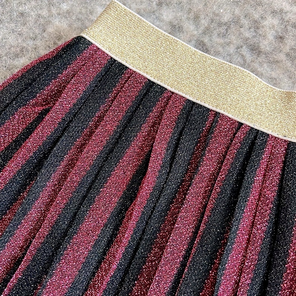 J.Crew Crewcuts Girls' Burgundy Stripe Pleated Midi Holiday Pull-On Skirt—XS - Picture 6 of 8